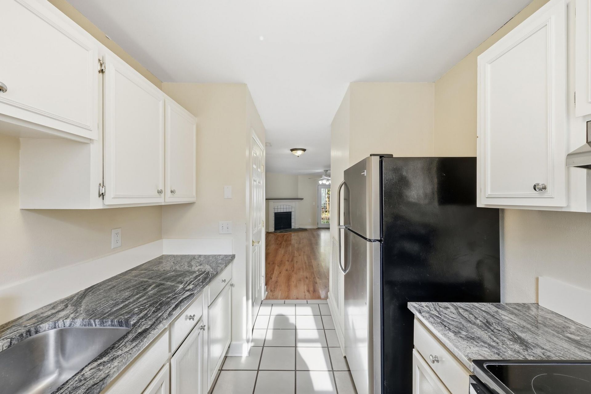 2753 Jobee Drive Photo 10