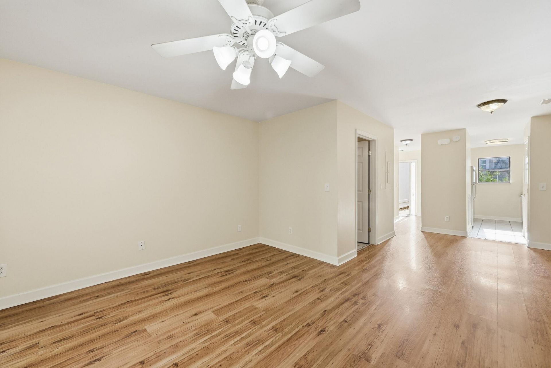 2753 Jobee Drive Photo 7