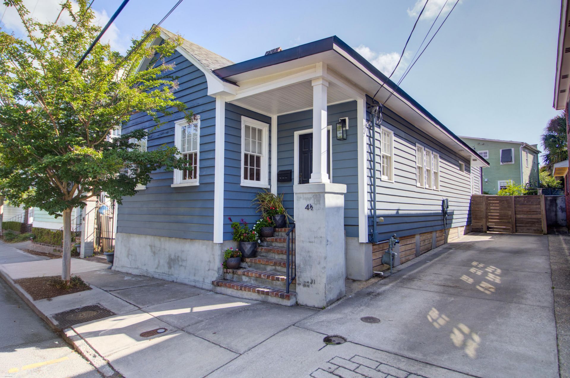 4 1/2 Kracke Street Photo 1