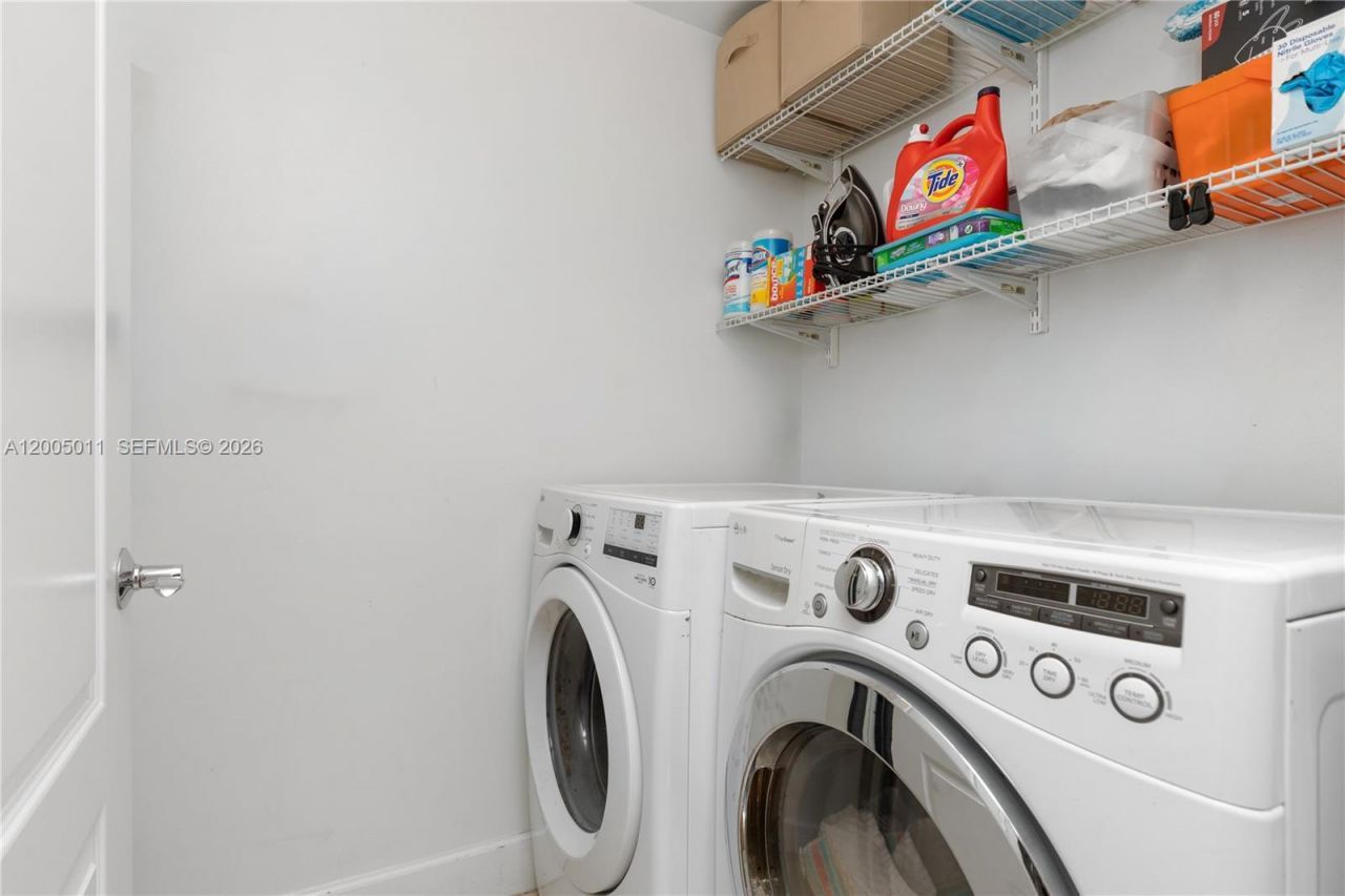 7616 SW 102nd St, Unit 411, Pinecrest, FL 33156 Photo