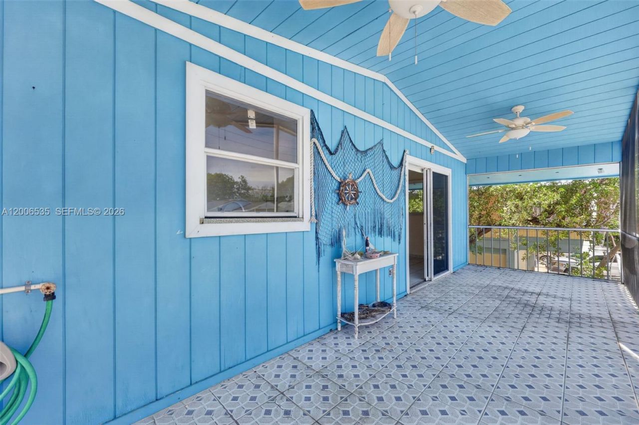 414 Mahogany Ave, Key Largo, FL 33037 Photo