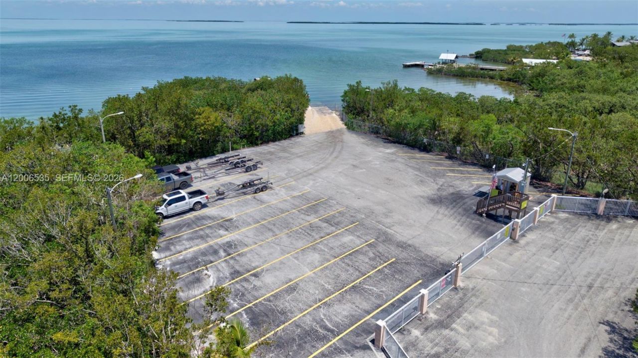 414 Mahogany Ave, Key Largo, FL 33037 Photo