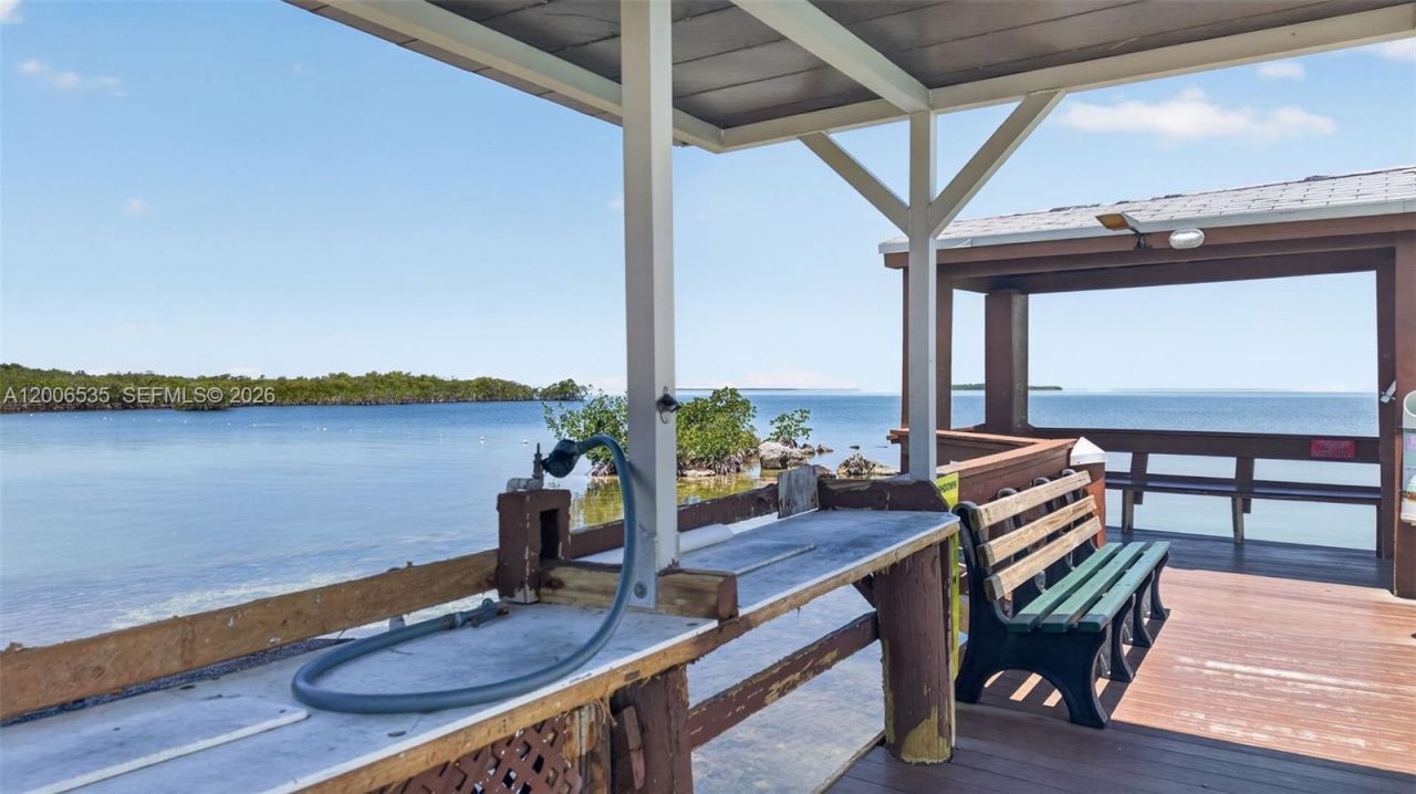 414 Mahogany Ave, Key Largo, FL 33037 Photo