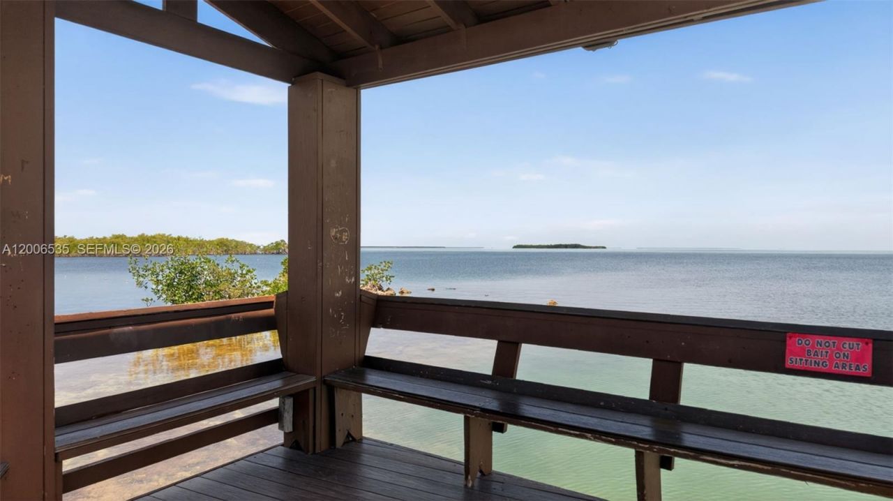 414 Mahogany Ave, Key Largo, FL 33037 Photo