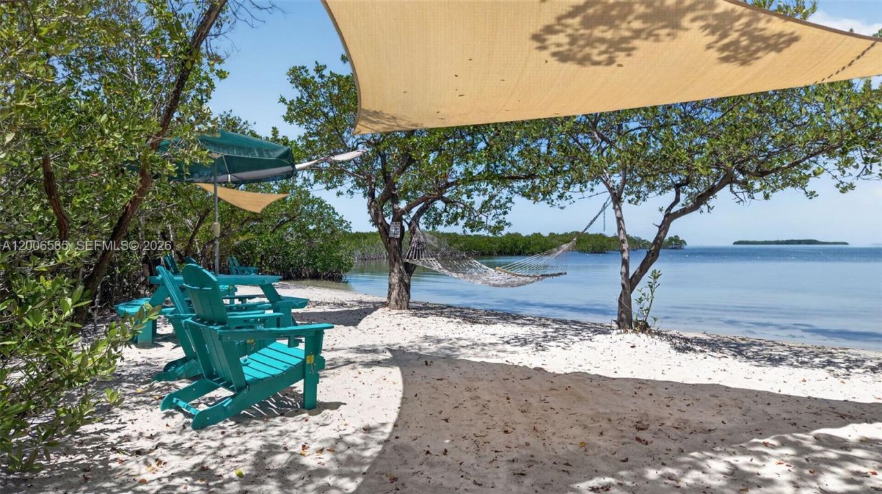 414 Mahogany Ave, Key Largo, FL 33037 Photo