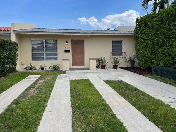 10112 SW 20th St, Miami, FL 33165