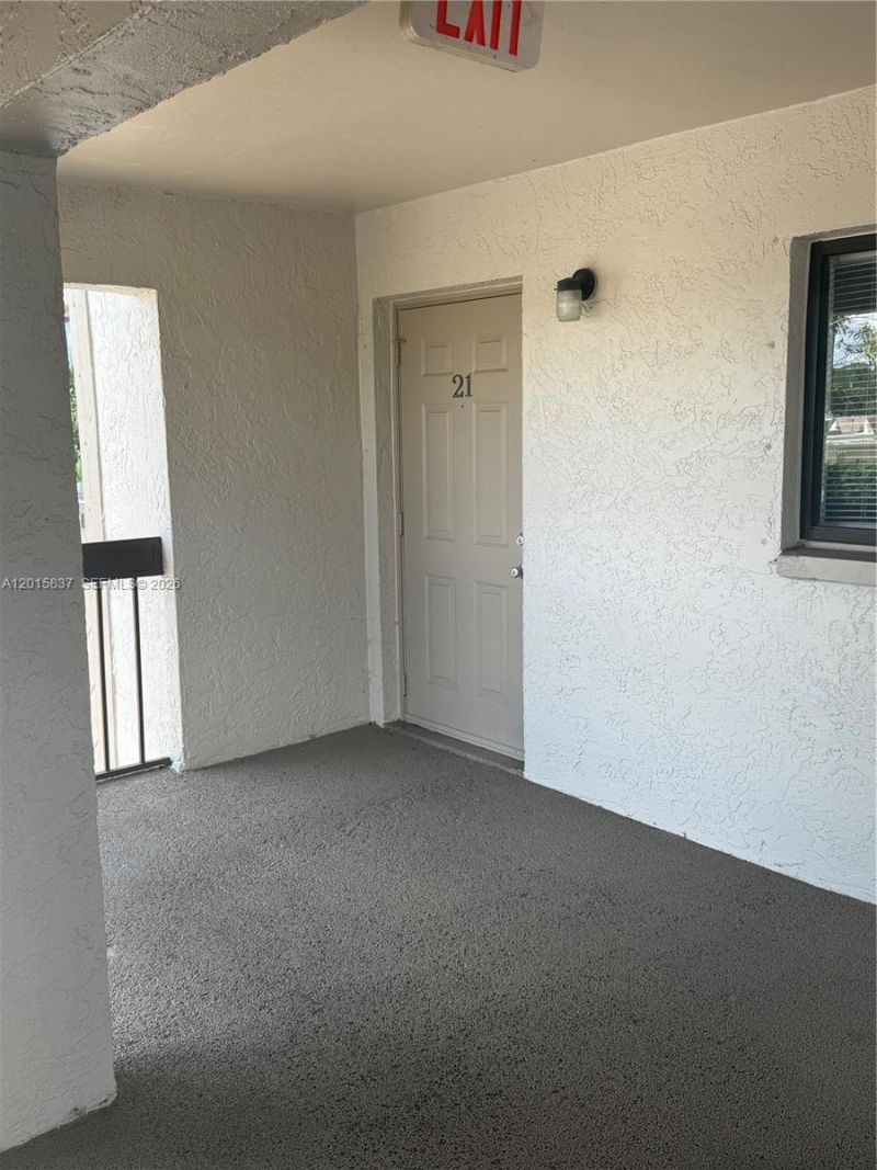 2221 E 5th Street , Unit 21, Lehigh Acres, FL 33936 Photo