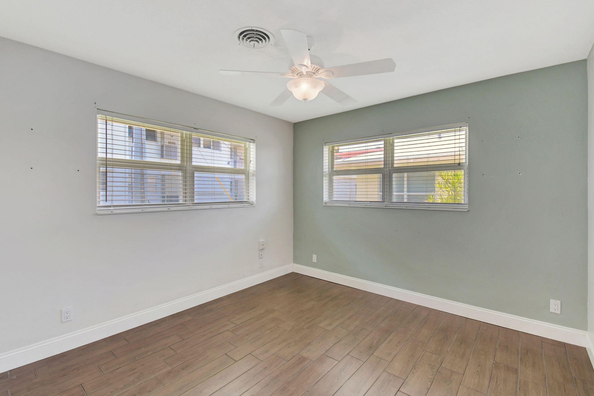 2757 NE 29th Avenue, Unit 4, Lighthouse Point, FL 33064 Photo
