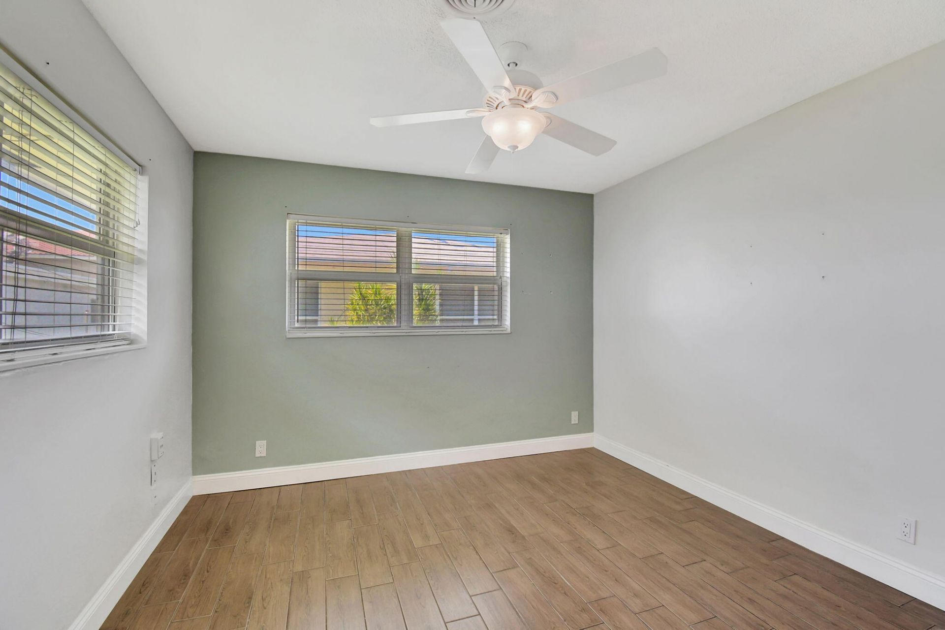 2757 NE 29th Avenue, Unit 4, Lighthouse Point, FL 33064 Photo