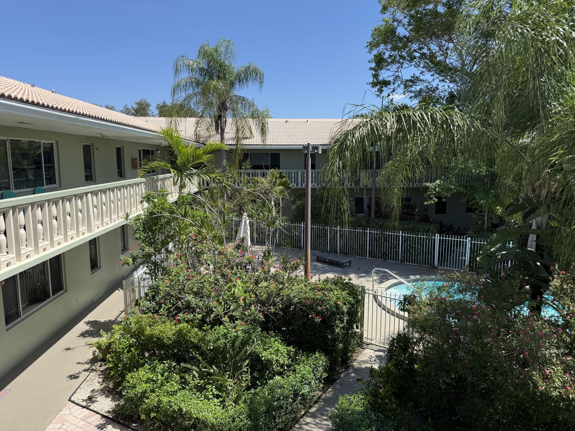 1423 Holly Heights Drive, Unit 13, Fort Lauderdale, FL 33304 Photo