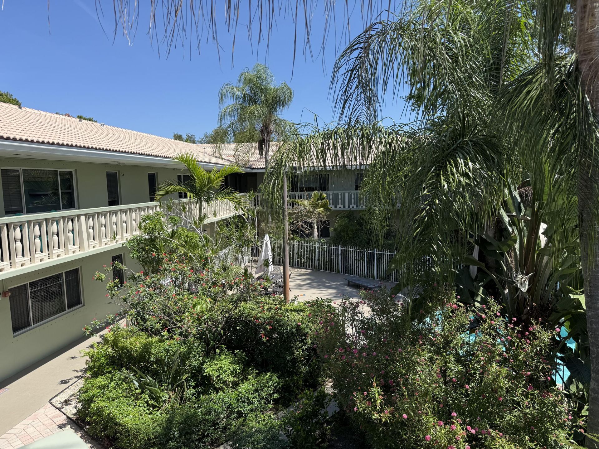1423 Holly Heights Drive, Unit 13, Fort Lauderdale, FL 33304 Photo