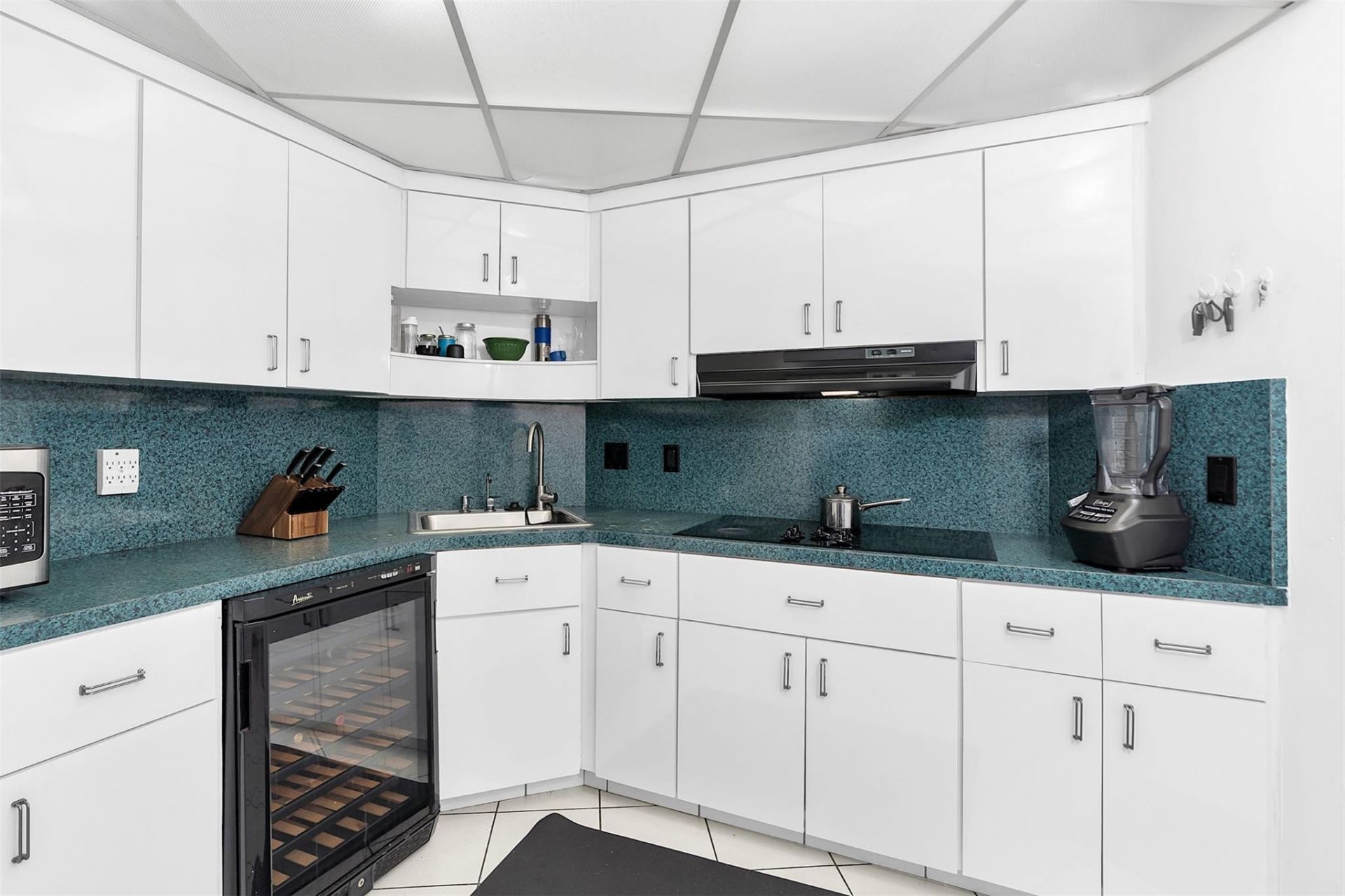 3700 Galt Ocean Drive, Unit 1102, Fort Lauderdale, FL 33308 Photo