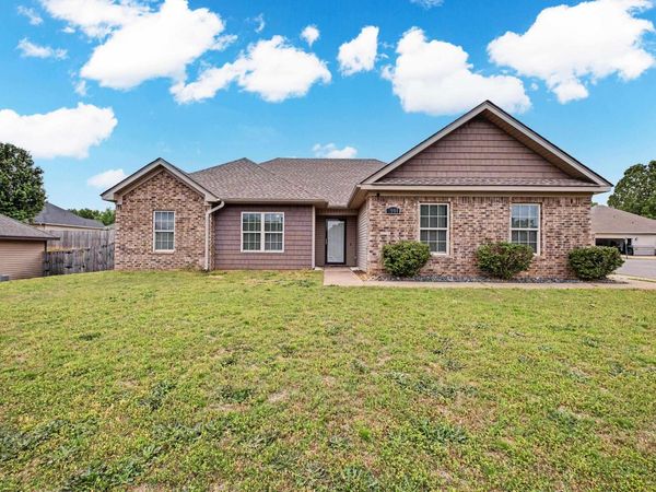 3994 Mountaincrest Cir, Shannon Hills, AR 72002