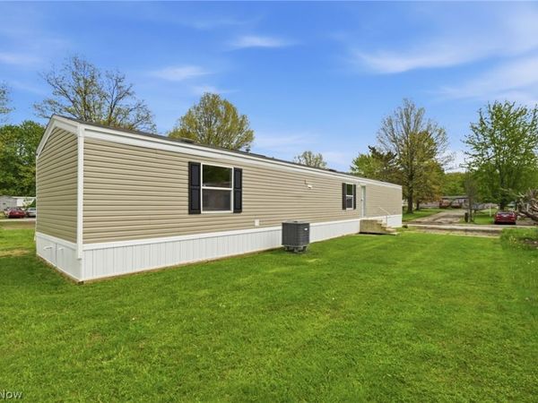 3583 Austin Road , Unit 34, Geneva, OH 44041