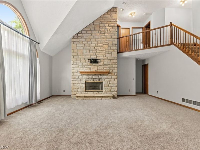 1919 Wendover Circle NE, North Canton, OH 44720 Photo 12