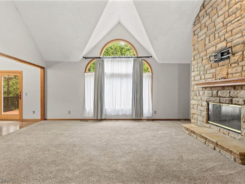 1919 Wendover Circle NE, North Canton, OH 44720 Photo 13