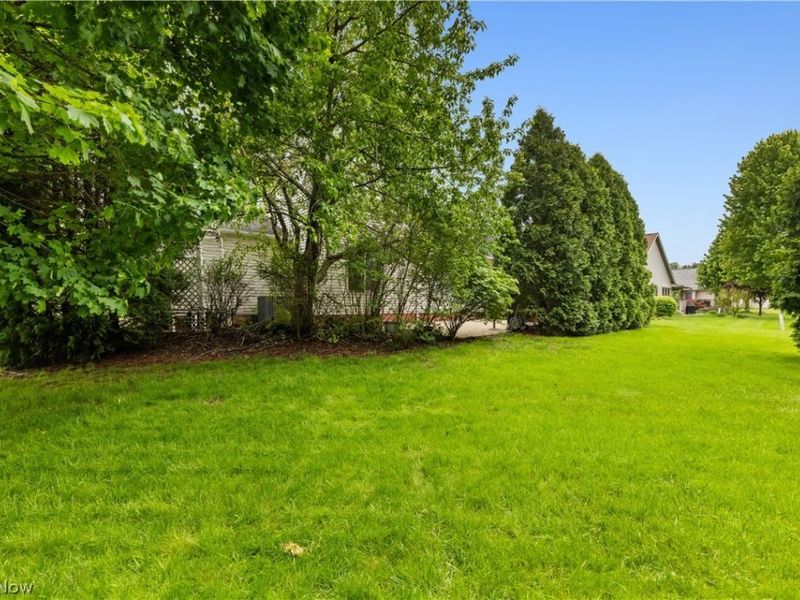 1919 Wendover Circle NE, North Canton, OH 44720 Photo 47