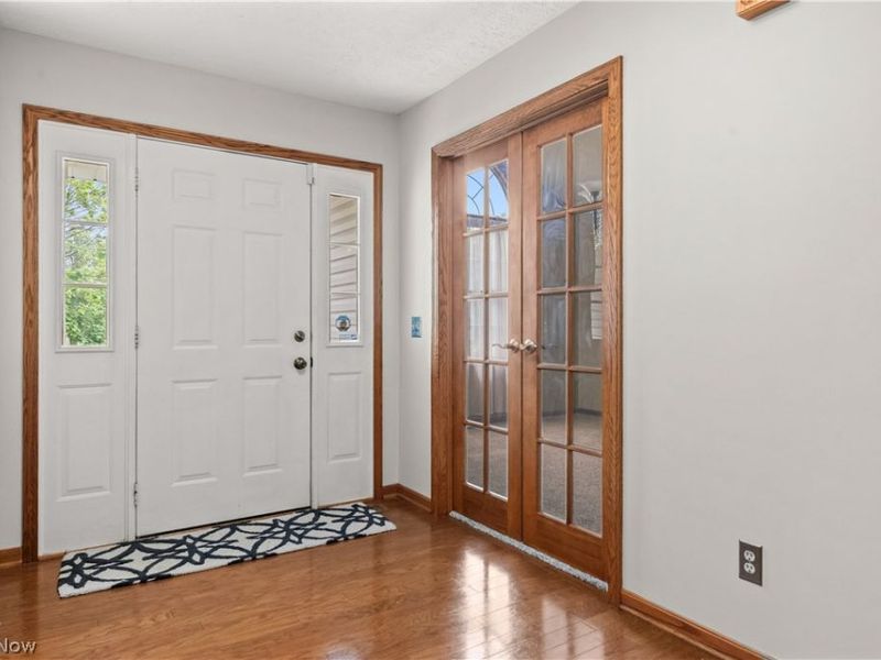 1919 Wendover Circle NE, North Canton, OH 44720 Photo 6