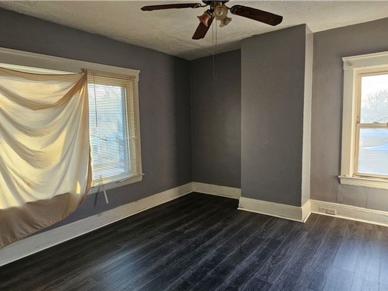 8823 Yale Avenue, Cleveland, OH 44108 Photo 3