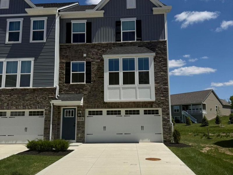216 Via Veneto , Delaware, OH 43015 Photo 1