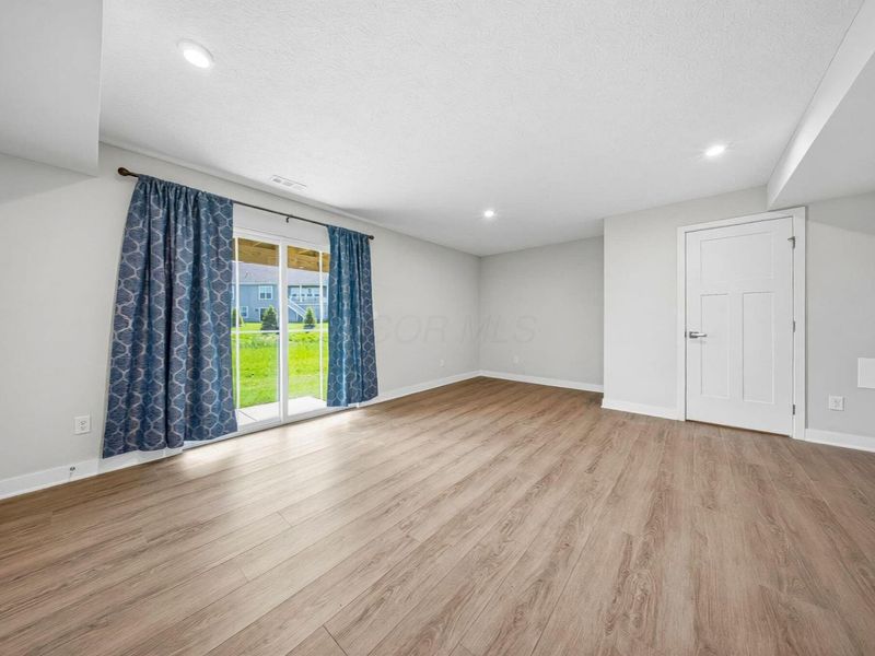 216 Via Veneto, Delaware, OH 43015 Photo 36