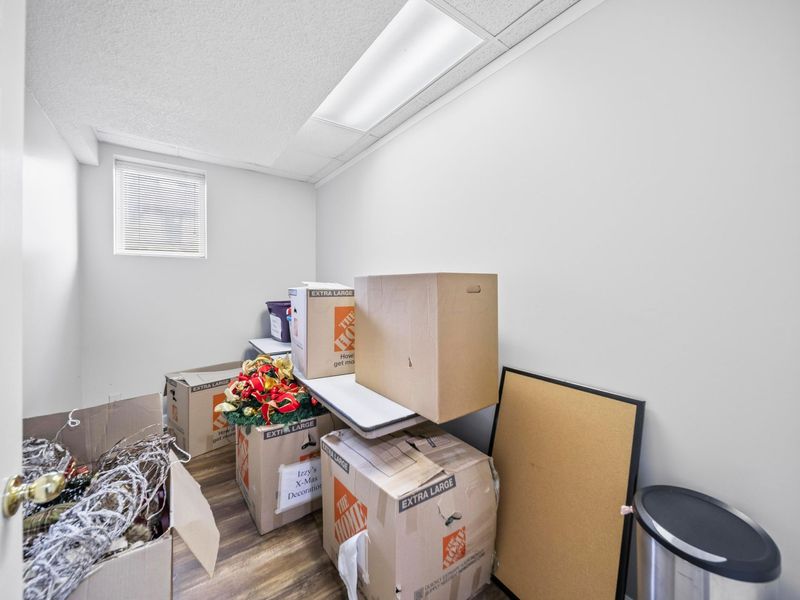 3250 W Henderson Road , Unit 103, Columbus, OH 43220 Photo 16