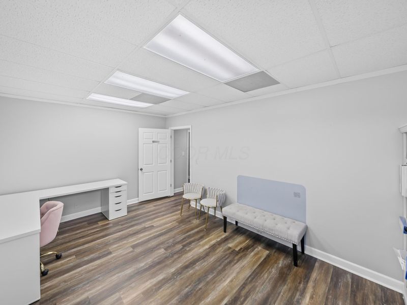 3250 W Henderson Road , Unit 103, Columbus, OH 43220 Photo 18