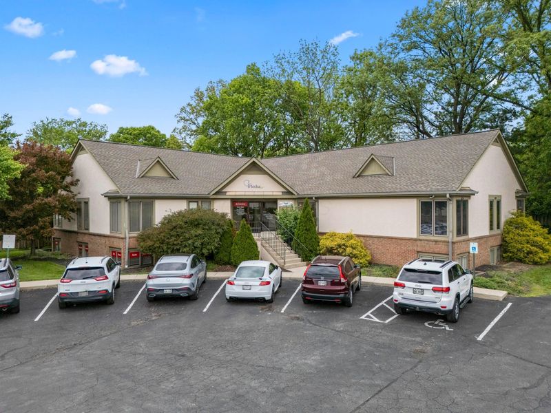 3250 W Henderson Road , Unit 103, Columbus, OH 43220 Photo 20