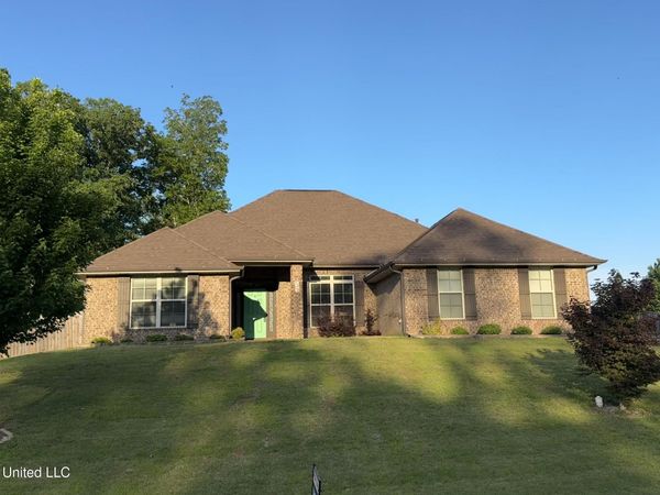 5212 Weathers Drive, Olive Branch, MS 38654