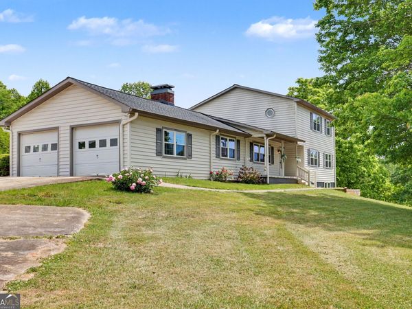255 Burnt School House Road, Hayesville, NC 28904