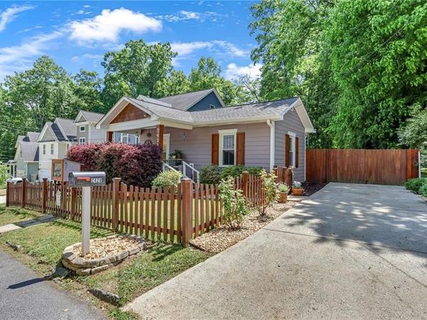 2428 Brantley Street NW, Atlanta, GA 30318
