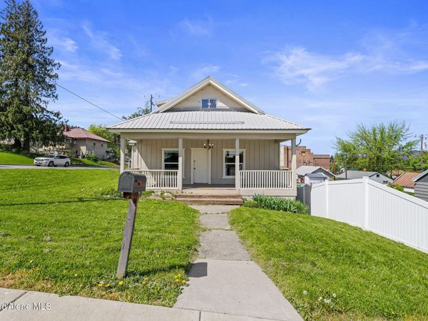 141 S 13th St, St. Maries, ID 83861
