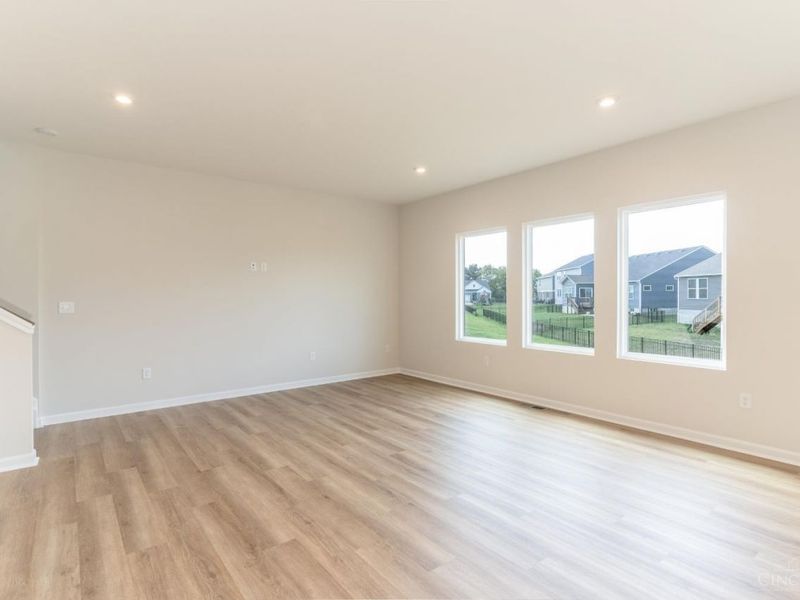 8085 Rosk Island Drive, Harrison, OH 45030 Photo 13