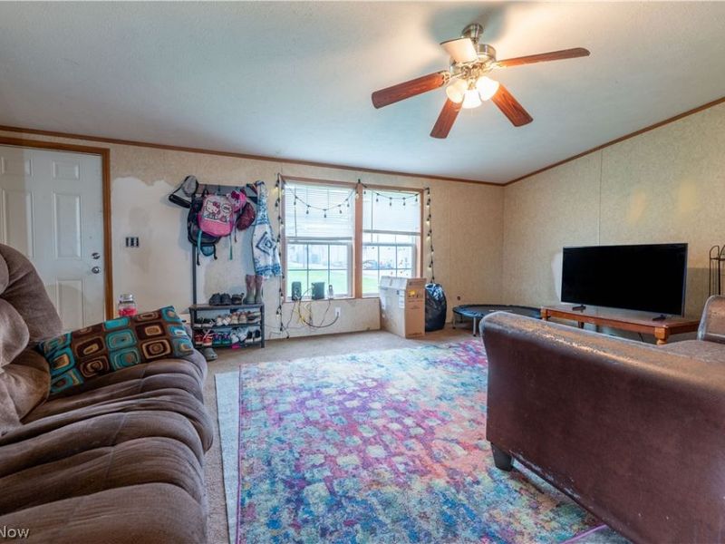 2195 James Street SE, New Philadelphia, OH 44663 Photo 10