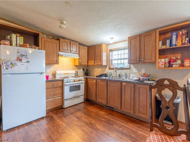 2195 James Street SE, New Philadelphia, OH 44663 Photo 11
