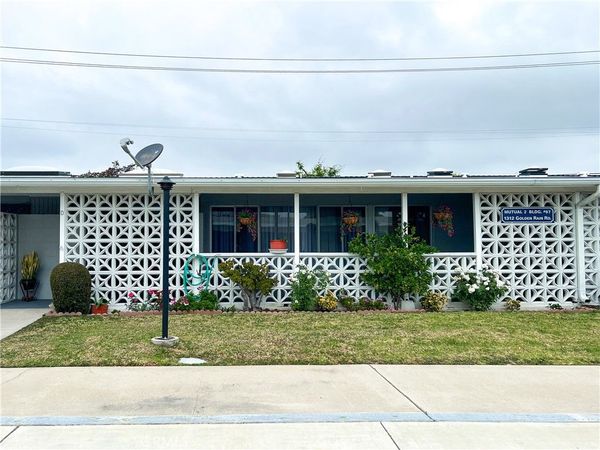 1321 Golden Rain Rd., M2-67D, Seal Beach, CA 90740
