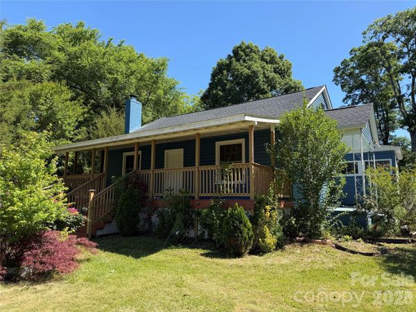 6228 Freedom Drive, Charlotte, NC 28214