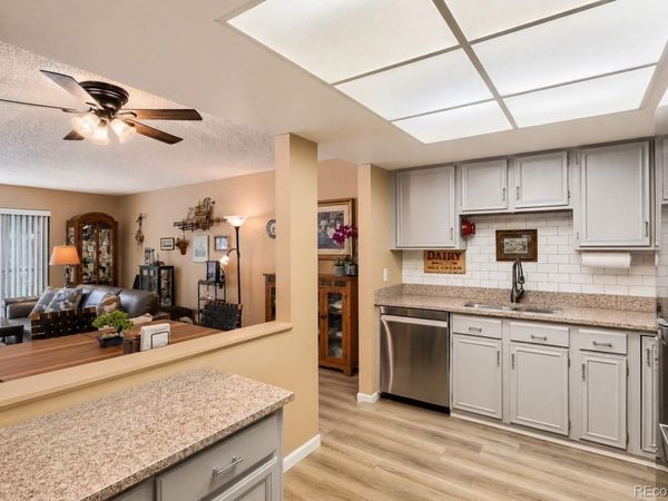 14091 E Marina Drive , Unit 304, Aurora, CO 80014
