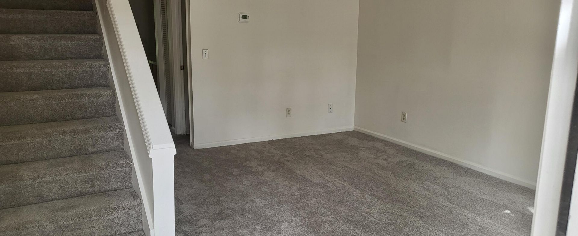 7668 Hunters Ridge Lane Photo 6