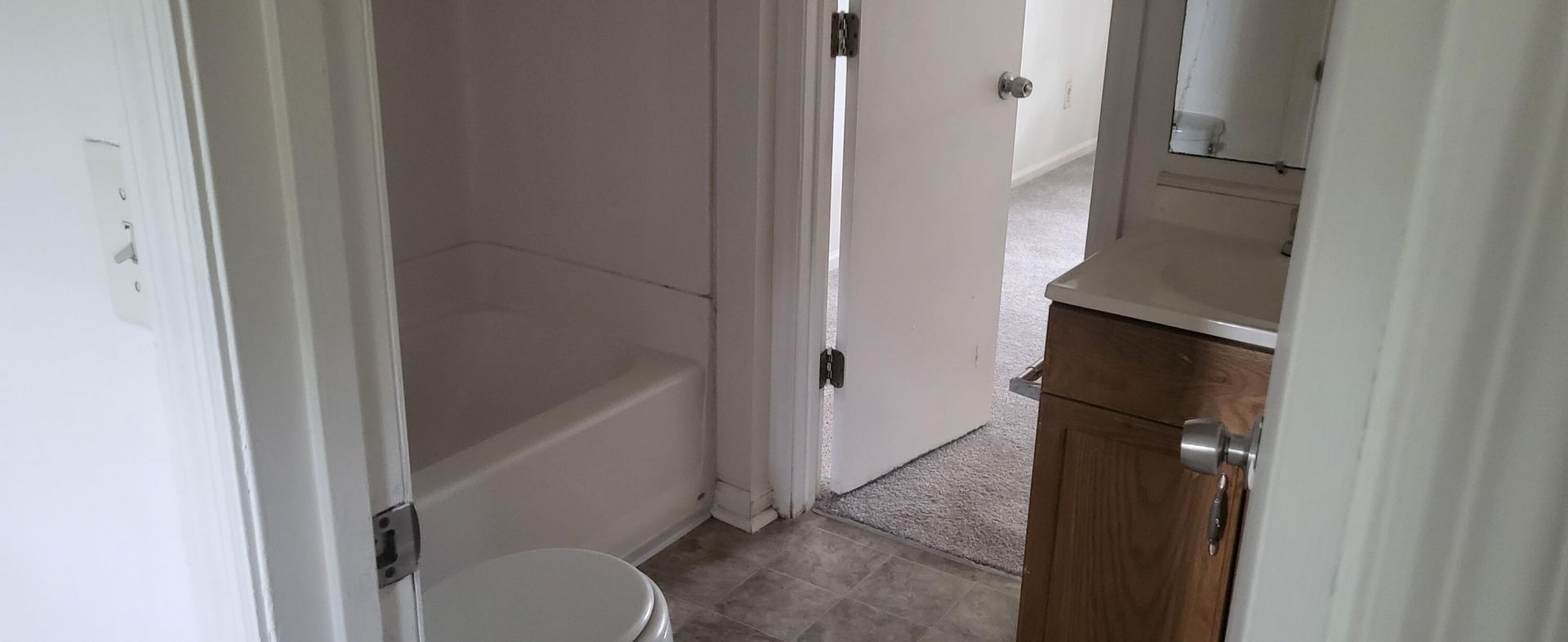 7668 Hunters Ridge Lane Photo 7