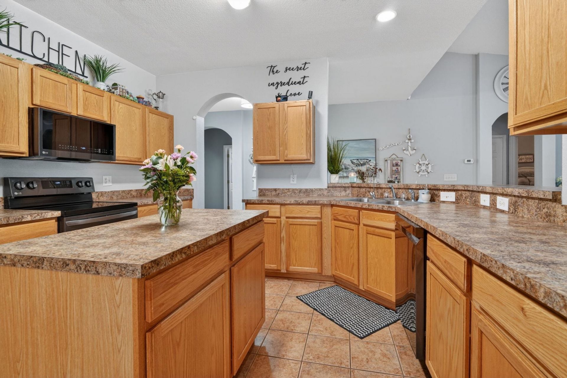 752 Indian Wood Ln. Photo 20