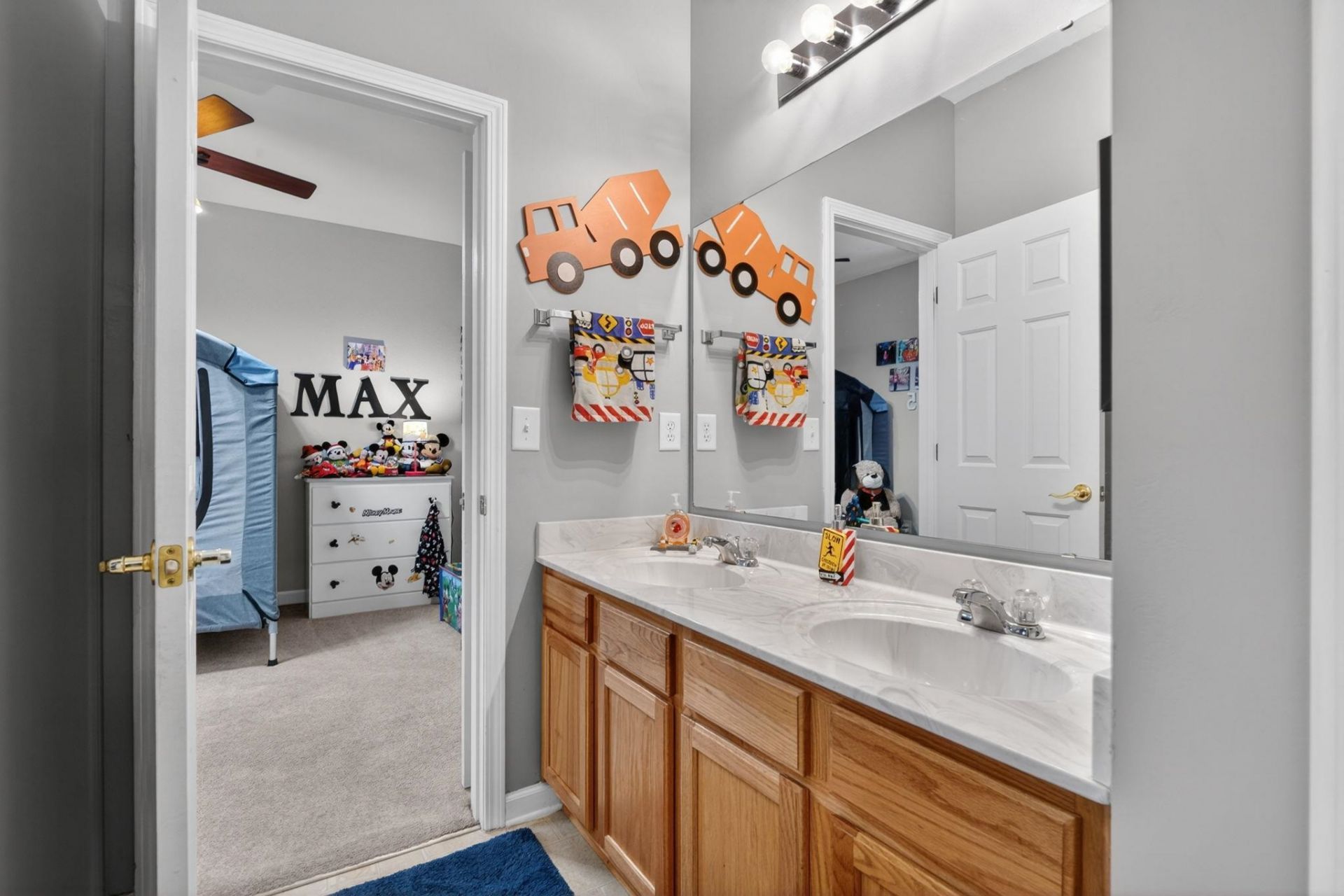 752 Indian Wood Ln. Photo 4