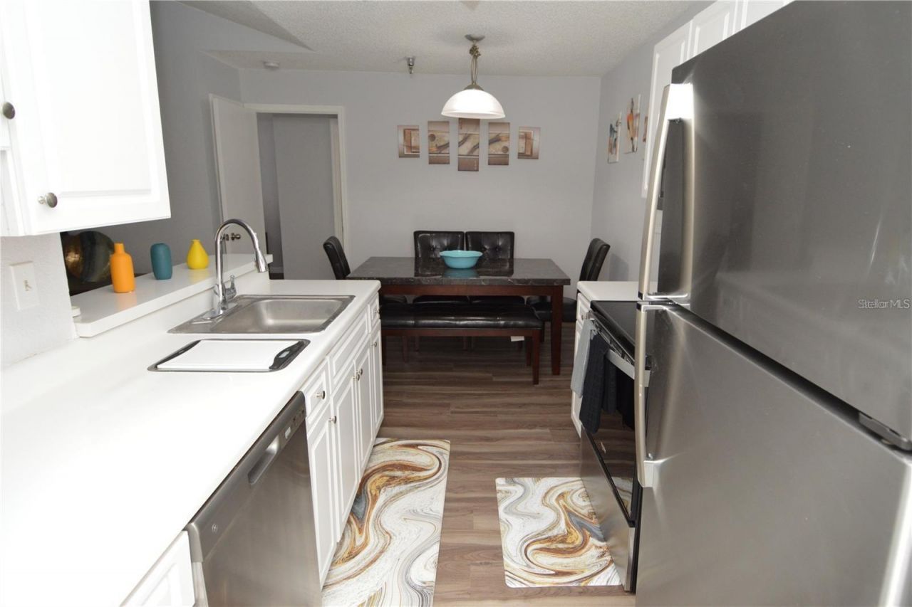 10265 Gandy Boulevard N, Unit 1002, Saint Petersburg, FL 33702 Photo