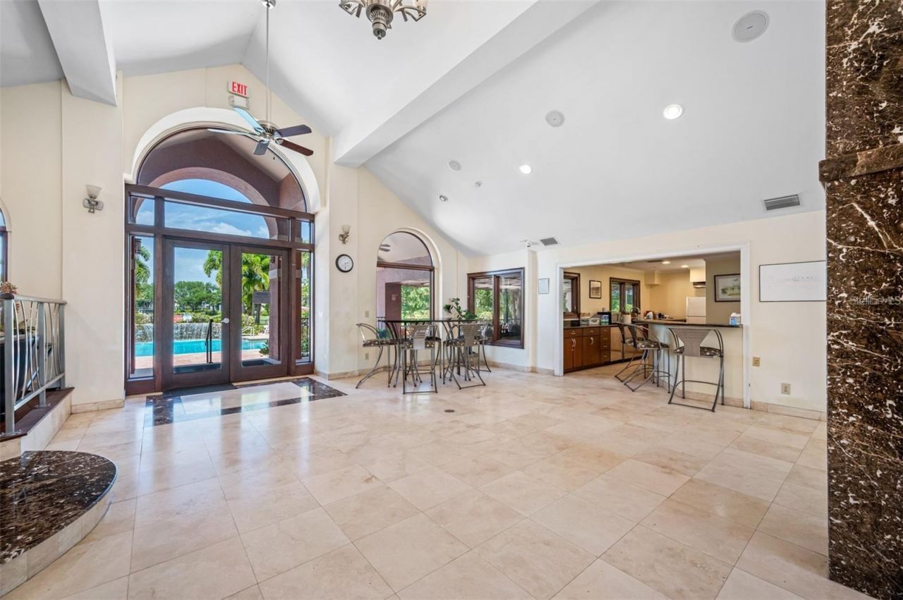 10265 Gandy Boulevard N, Unit 1002, Saint Petersburg, FL 33702 Photo