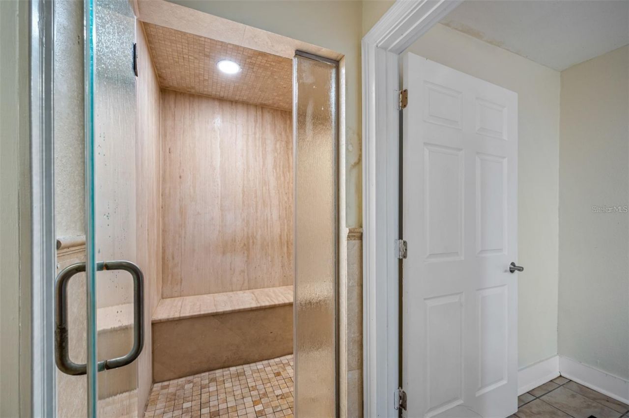 10265 Gandy Boulevard N, Unit 1002, Saint Petersburg, FL 33702 Photo