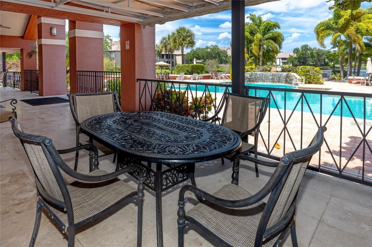 10265 Gandy Boulevard N, Unit 1002, Saint Petersburg, FL 33702 Photo