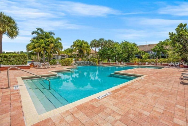 10265 Gandy Boulevard N, Unit 1002, Saint Petersburg, FL 33702 Photo