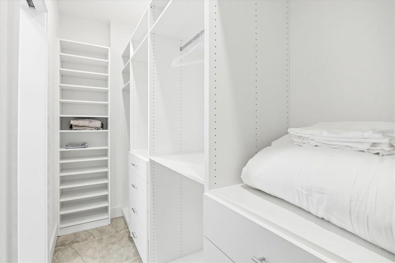 33 S Palm Avenue, Unit 704, Sarasota, FL 34236 Photo