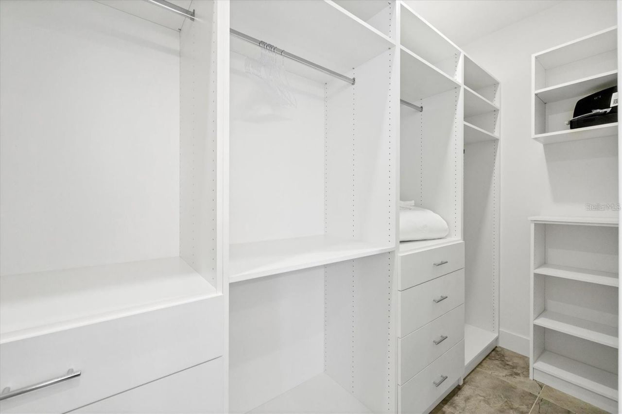 33 S Palm Avenue, Unit 704, Sarasota, FL 34236 Photo