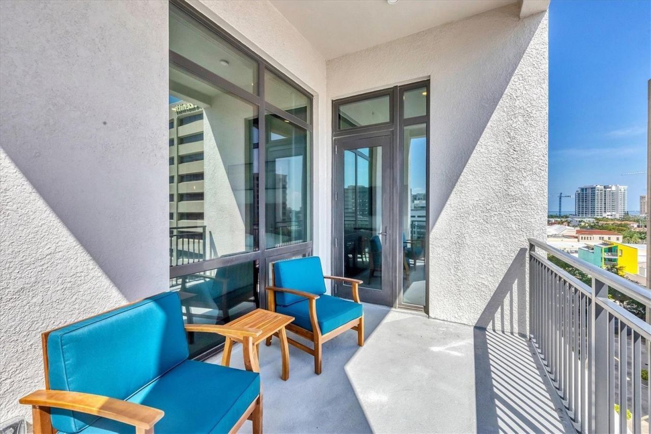 33 S Palm Avenue, Unit 704, Sarasota, FL 34236 Photo